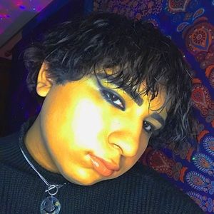 Meet your Posher, Jonathan